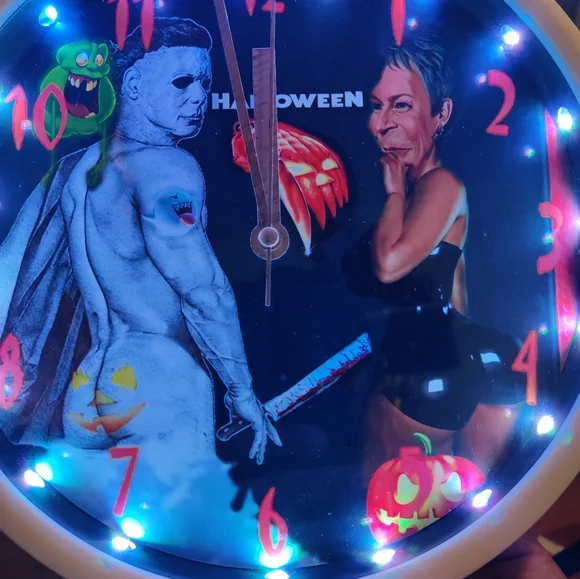 Michael Myers Halloween led clock - Picture 7 of 7